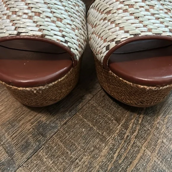 White House Black Market Women’s Elodie Platform Wedge Heels Size 7.5 - Picture 8 of 11